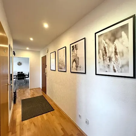 Stilvolles Mit Laendlichem Ausblick Хаттинген