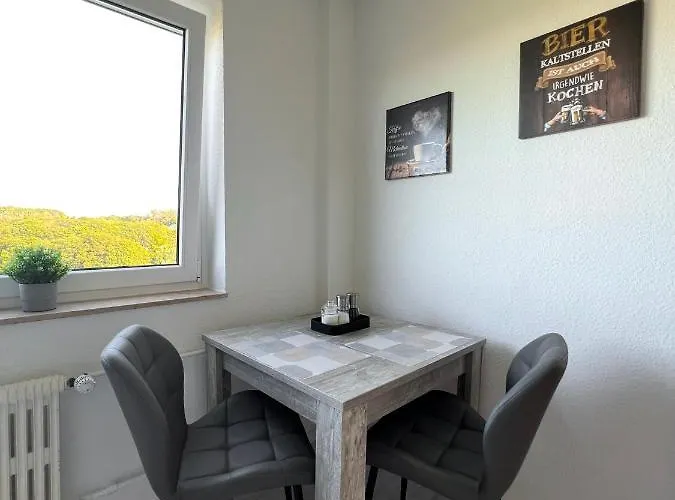 Stilvolles Mit Laendlichem Ausblick